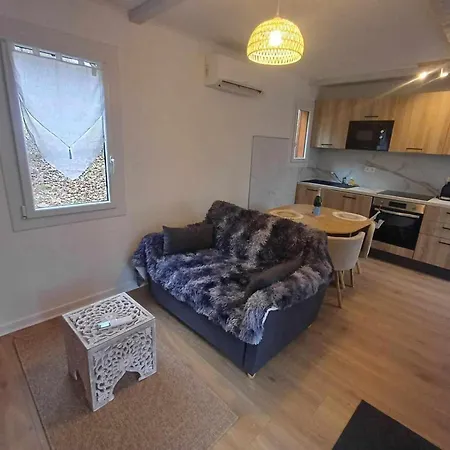 Holiday home Champetre Confortable Avec Terrasse Et Jardin - Fr-1-489-564 *
