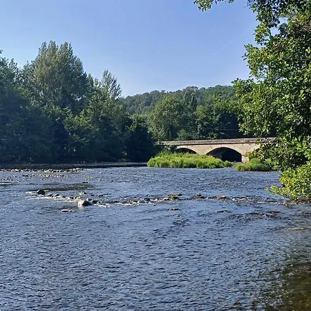 En Pleine Nature Avec Jardin Et Terrasse - Fr-1-489-564 別荘 Jenzat