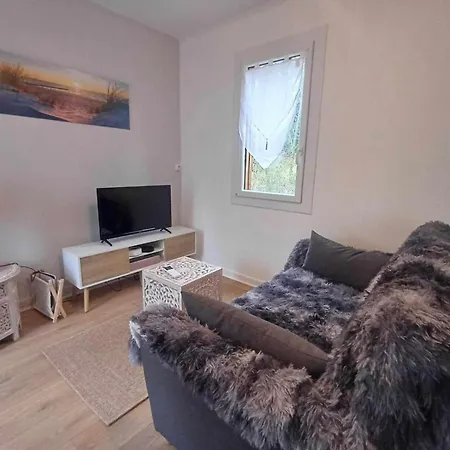 別荘 En Pleine Nature Avec Jardin Et Terrasse - Fr-1-489-564